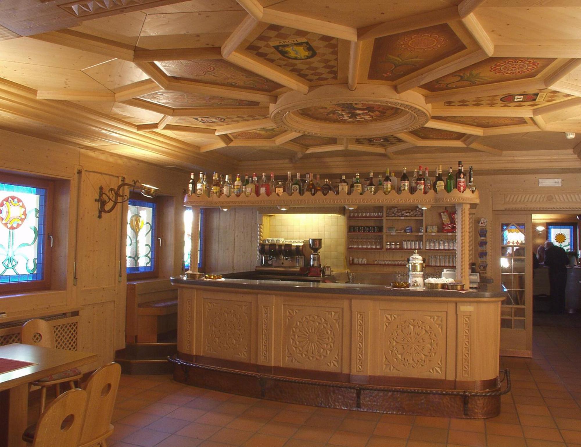 Hotel Villa Jolanda Ziano Di Fiemme Exterior photo